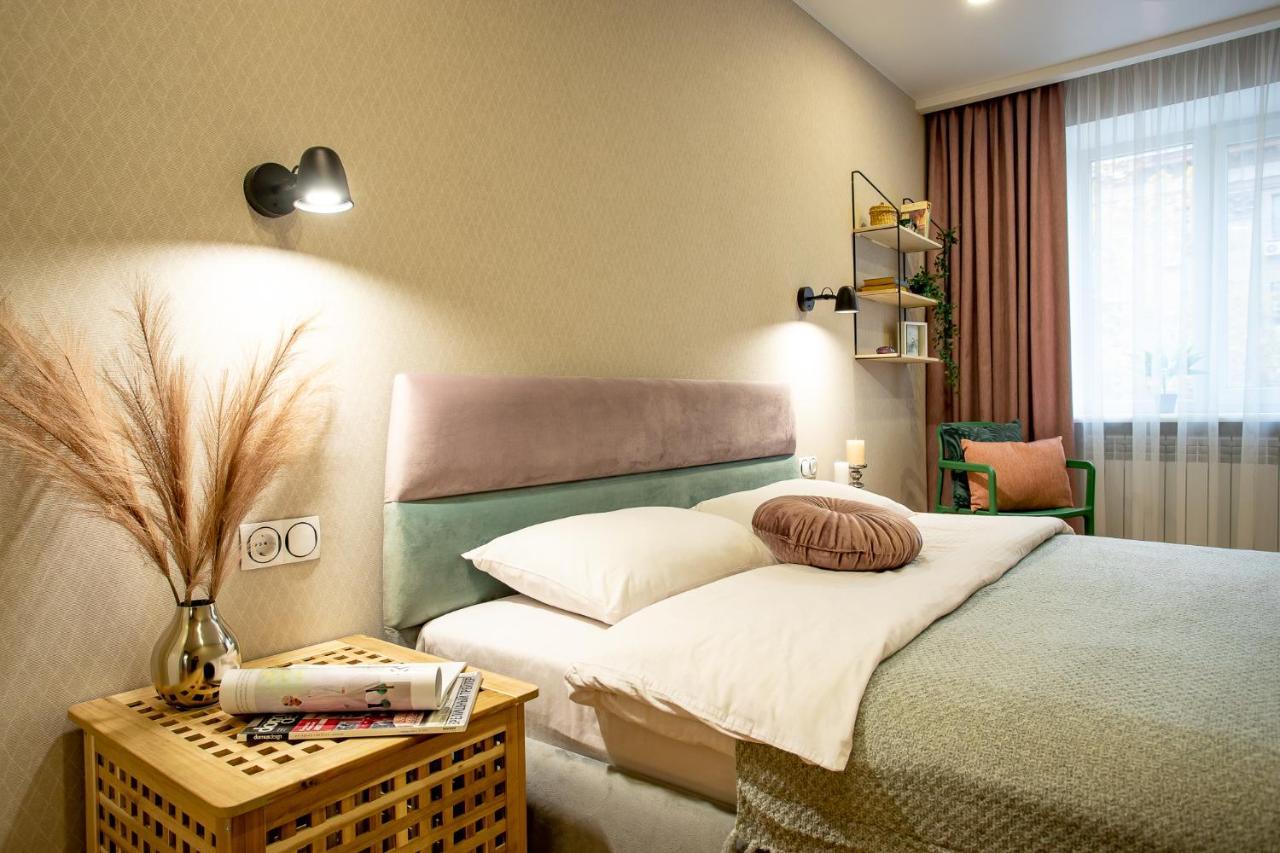 Luxury Apartment With 2 Bedrooms In The City Center Николаев Экстерьер фото