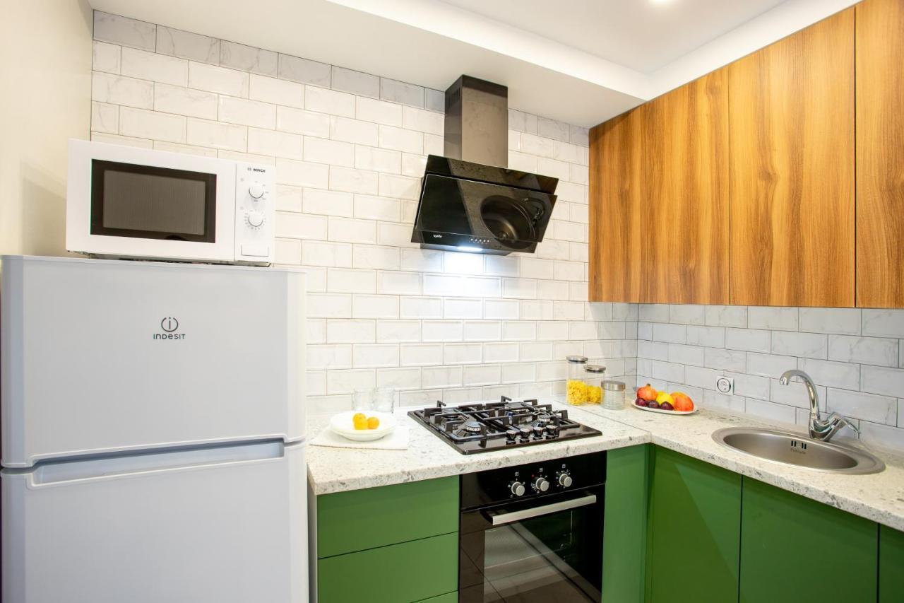 Luxury Apartment With 2 Bedrooms In The City Center Николаев Экстерьер фото