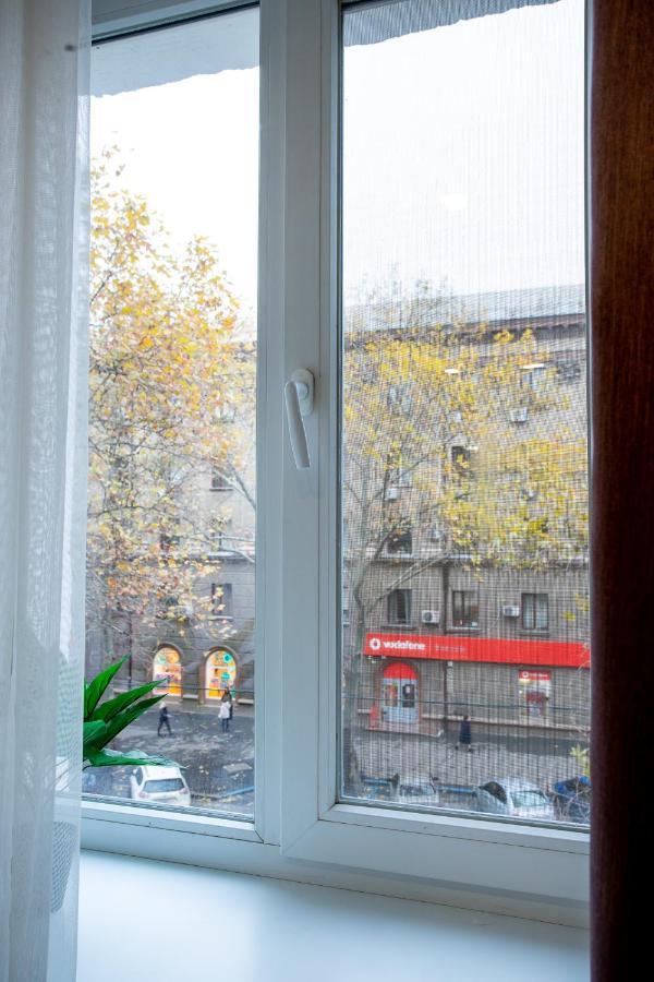 Luxury Apartment With 2 Bedrooms In The City Center Николаев Экстерьер фото