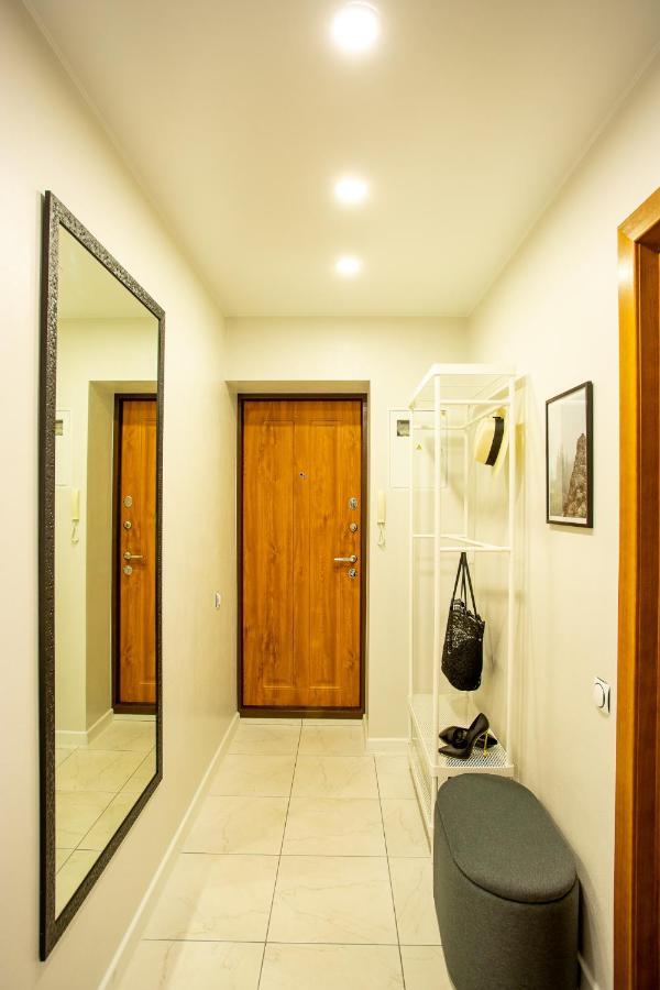 Luxury Apartment With 2 Bedrooms In The City Center Николаев Экстерьер фото